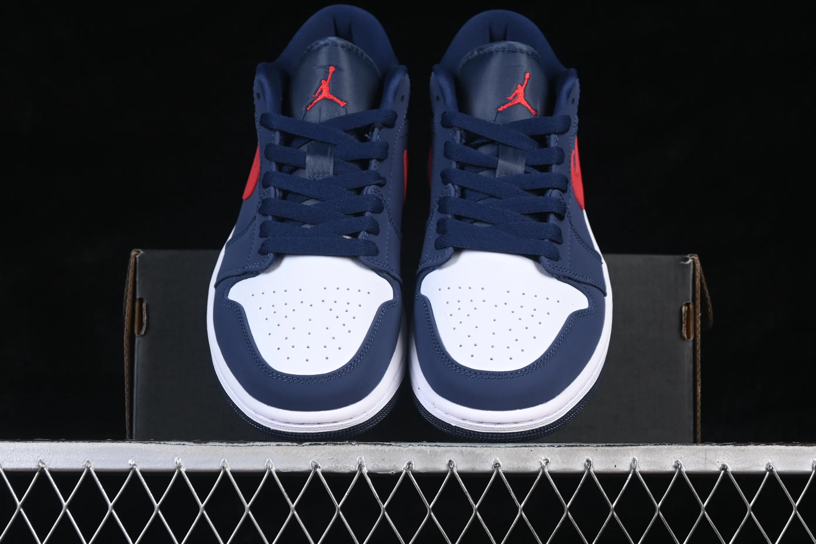 All categories Air Jordan Jordan series basketball shoes Air Jordan 1 Low G version pure original Air Jordan 1 Low AJ1 Joe 1 Patriot blue and red low-top cultural and leisure sports sneakers CZ8454-400
